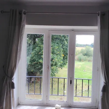 Homestay Arrabella * Availles-Limouzine